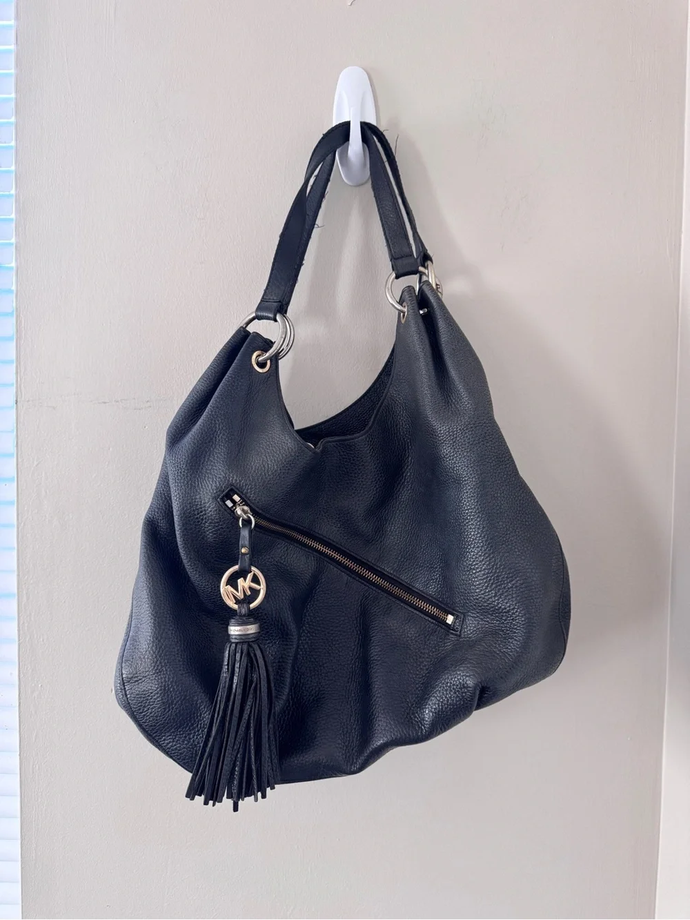 Michael Kors Alexis Large Hobo Bag Black Pebbled Leather Tassel Purse Charm